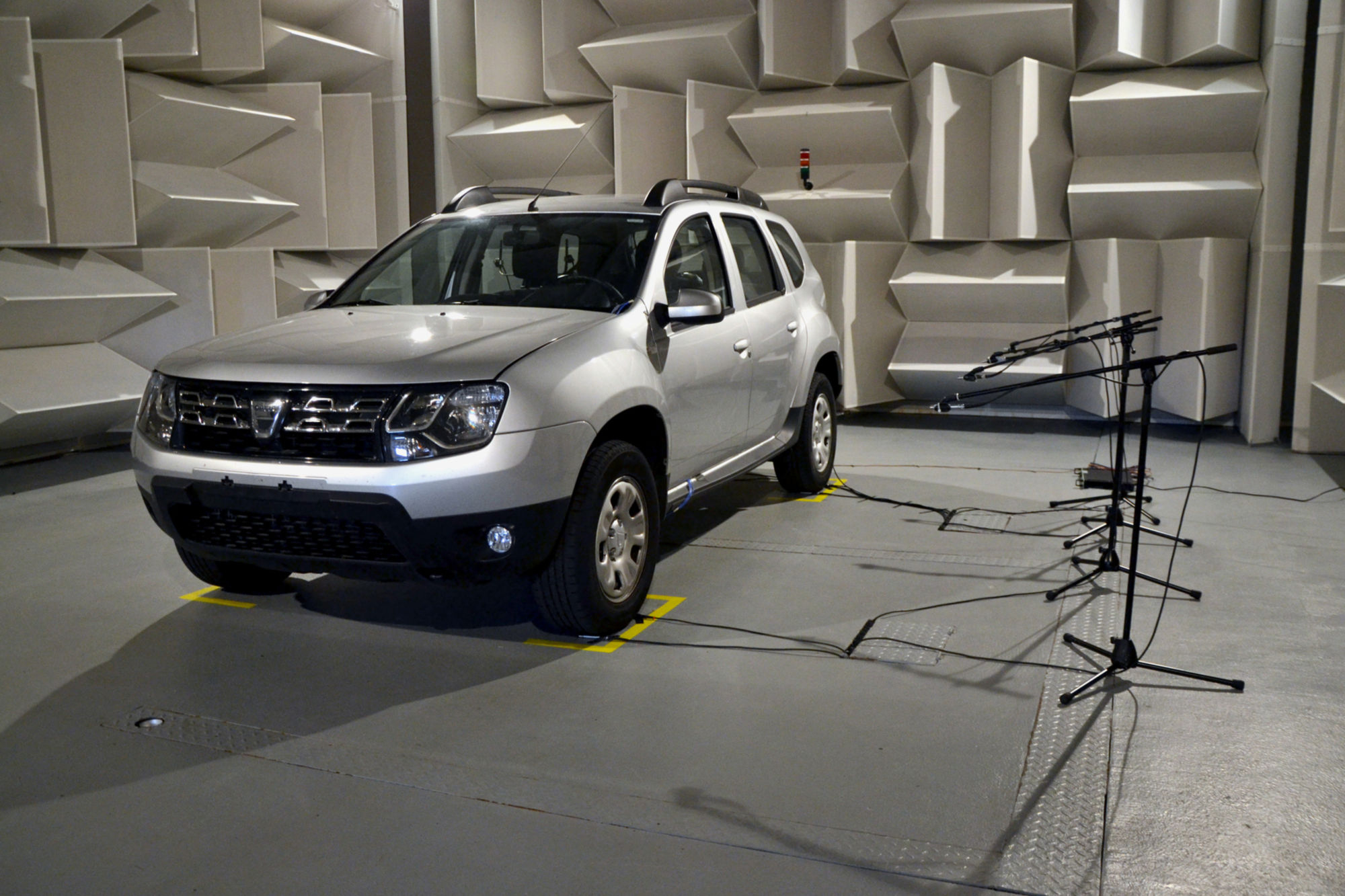 WEB_NEOKOREA-TEST CAR (2)