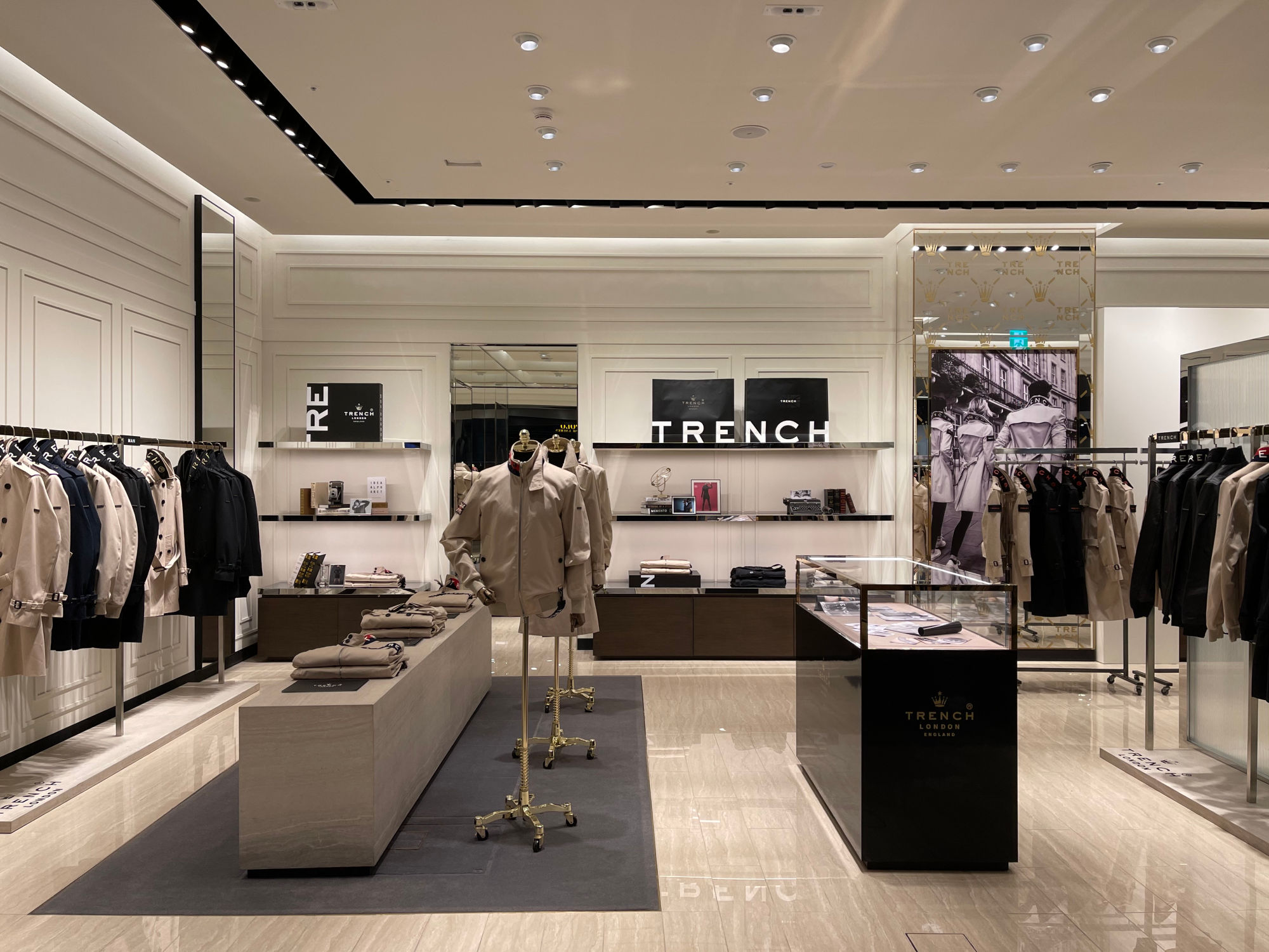 web_Trench Pop-up Store (2)