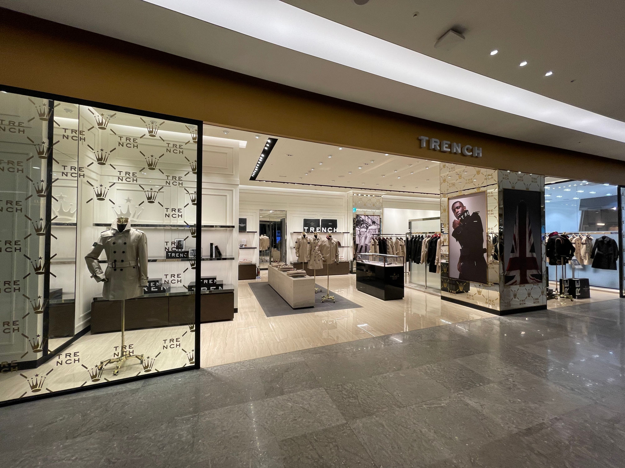 web_Trench Pop-up Store (3)